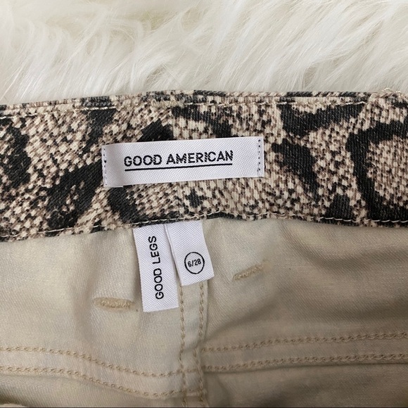 Good American Good Legs Snake-Print Skinny Jeans - Picture 6 of 10